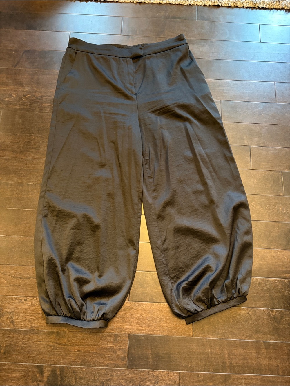 Women's Black Wide-Leg Balloon Pants